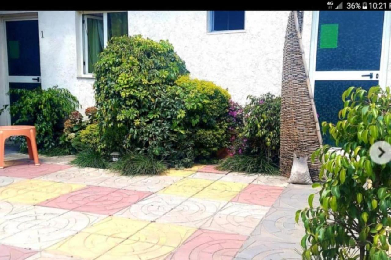 Wib Guesthouse Addis Abeba Exterior foto